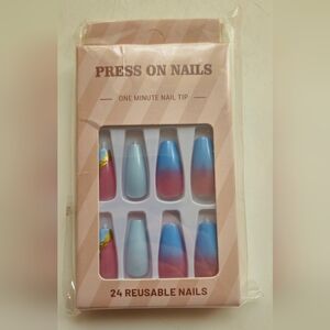 Press On Nails, NEW
